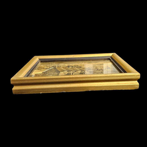 Vintage Lionel Barrymore Gold Foil Print – Thatched Cottage Scene – Framed 9"x7" - Picture 3 of 6